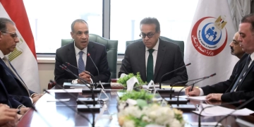 وزيرا الصحة والخارجية وقعا بروتوكول “علاجك في مصر” لتيسير الرعاية الطبية المتكاملة للمصريين بالخارج 9 - جريدة المساء