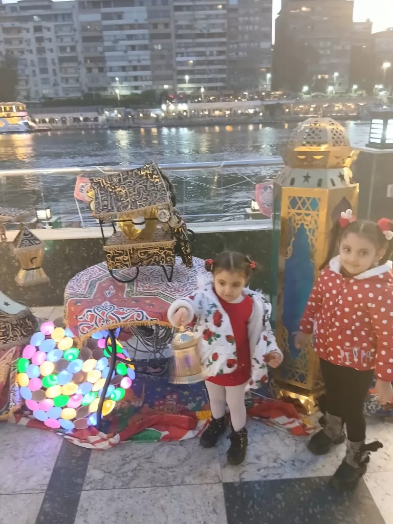 أبناء شهداء الشرطة ينظمون إفطار "العائلة الواحدة" وفاءً لآبائهم 37 - جريدة المساء