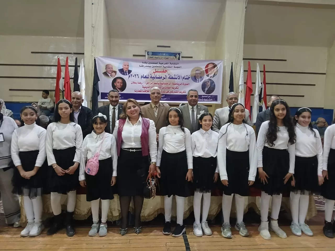 وكيل تعليم قنا يشهد ختام الأنشطة الرمضانية ويكرم الفرق الفائزة 28 - جريدة المساء