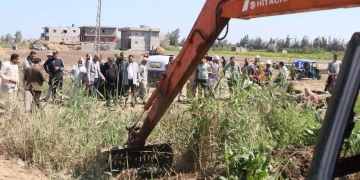 محافظ كفرالشيخ يتابع تنفيذ ازالة التعديات على أملاك الدولة والأراضي الزراعية ومخالفات البناء بالحامول 2 - جريدة المساء محافظ كفرالشيخ يتابع تنفيذ ازالة التعديات على أملاك الدولة والأراضي الزراعية ومخالفات البناء بالحامول 1 - جريدة المساء