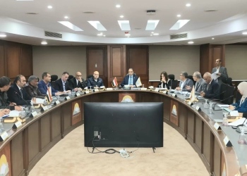 محافظ الجيزة يعقد اللقاء الأسبوعي مع المواطنين لبحث الشكاوى بأحياء العجوزة والدقي والهرم 31 - جريدة المساء