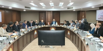 محافظ الجيزة يوجه بحل مشاكل احياء العجوزة والدقي والهرم 1 - جريدة المساء