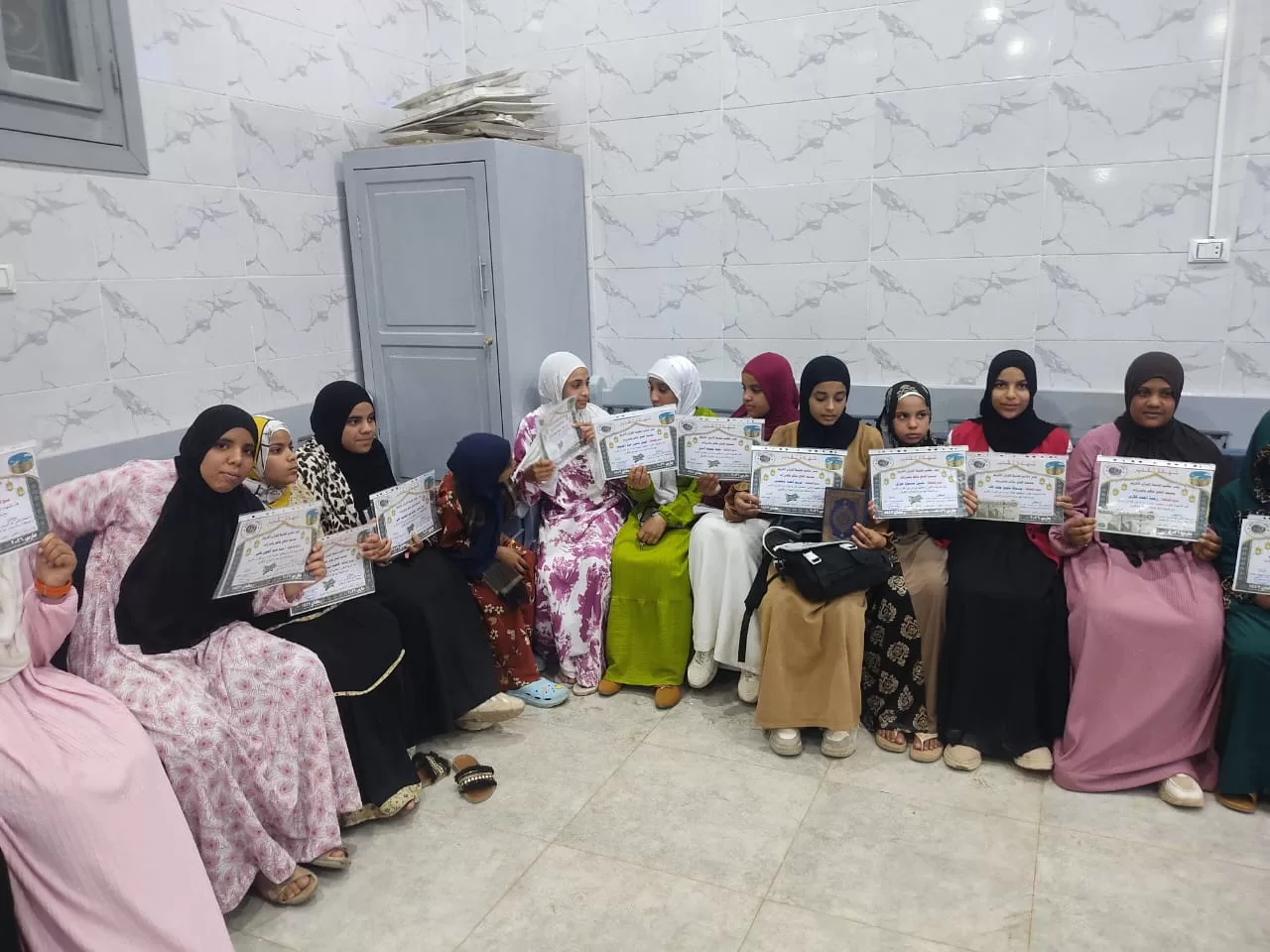 تكريم 135 من حفظة القرآن الكريم فى احتفالية كبرى بقرية الحرزات بنقادة 31 - جريدة المساء تكريم 135 من حفظة القرآن الكريم فى احتفالية كبرى بقرية الحرزات بنقادة 30 - جريدة المساء