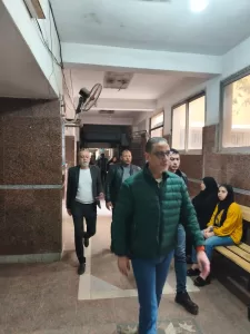 محافظ الجيزة يُجري جولة مفاجئة بمستشفى الحوامدية العام لمتابعة العمل قبل عيد الفطر 25 - جريدة المساء