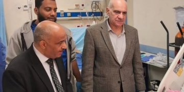 رئيس جامعة أسوان يتفقد المستشفيات الجامعية في أول أيام العيد 1 - جريدة المساء