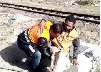 التدخل السريع ينقل شاباً بلا مأوي لدار رعاية الهدايا لكبار السن بالإسكندرية 21 - جريدة المساء