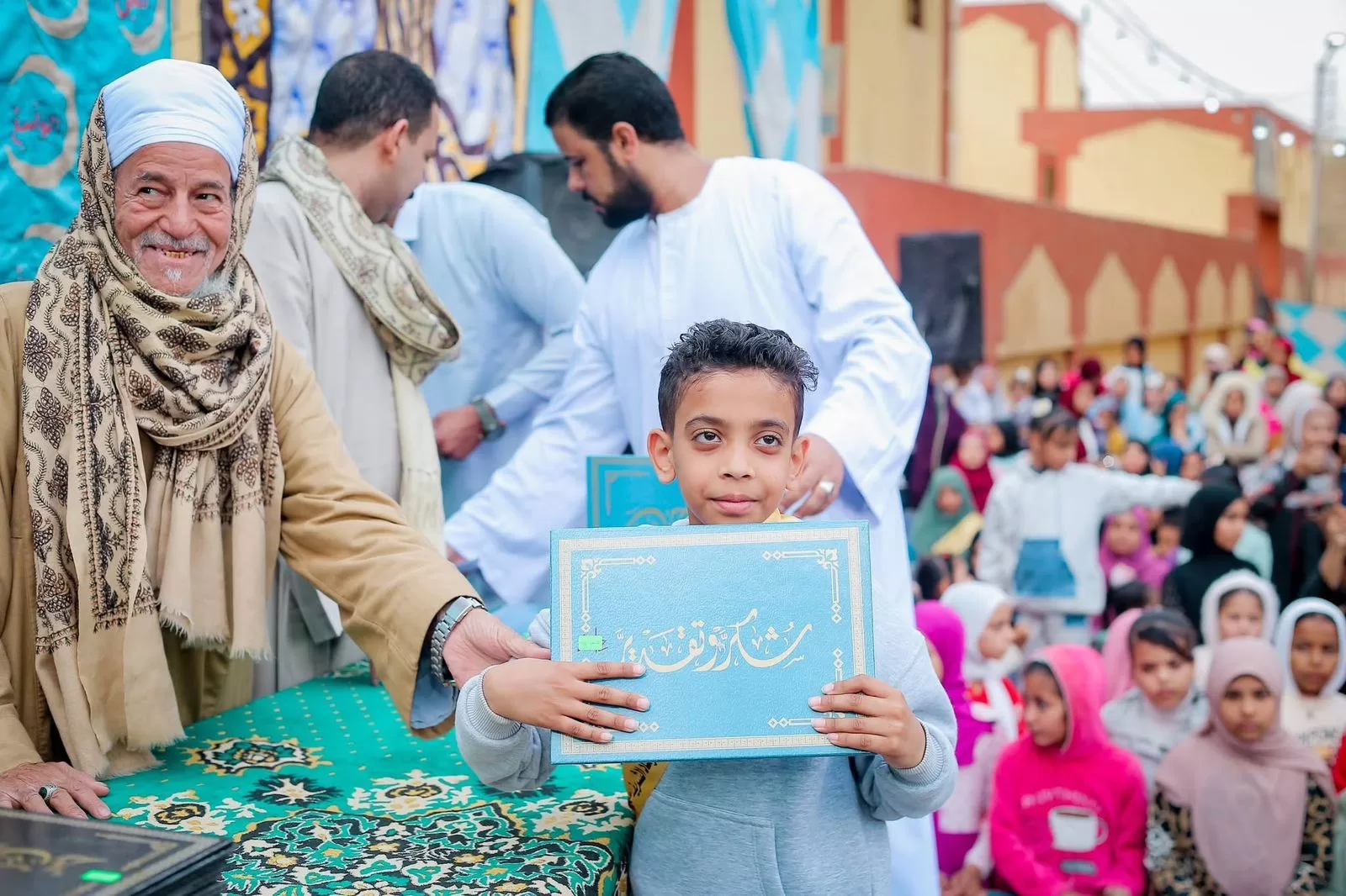 القرآن يضيء القلوب.. 300 حافظ و6 رحلات عمرة في قرى الأشراف 48 - جريدة المساء