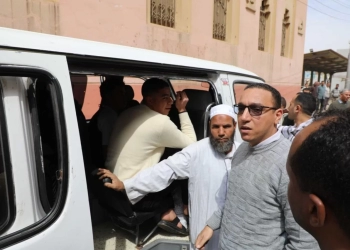 نائب محافظ المنيا يتابع مشروعات "حياة كريمة" ويرصد احتياجات المواطنين بمغاغة 25 - جريدة المساء