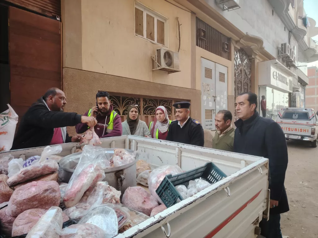 ضبط نصف طن لحوم و دواجن فاسدة بمنوف 21 - جريدة المساء