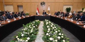 وزير الصناعة يبحث مع مجموعة "باوو" الصينية للحديد والصلب فرص تعزيز التعاون الصناعي والاستثماري 1 - جريدة المساء