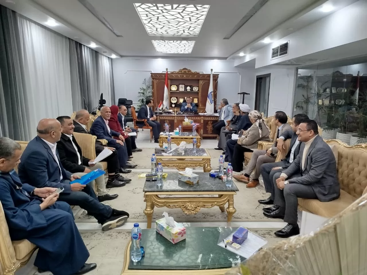 محافظ قنا يلتقي أعضاء مجلسي النواب والشيوخ لبحث الملفات التنموية وتعزيز التعاون لخدمة المواطنين 28 - جريدة المساء محافظ قنا يلتقي أعضاء مجلسي النواب والشيوخ لبحث الملفات التنموية وتعزيز التعاون لخدمة المواطنين 27 - جريدة المساء