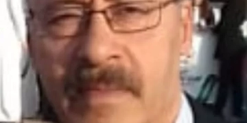 الكاتب طارق مراد