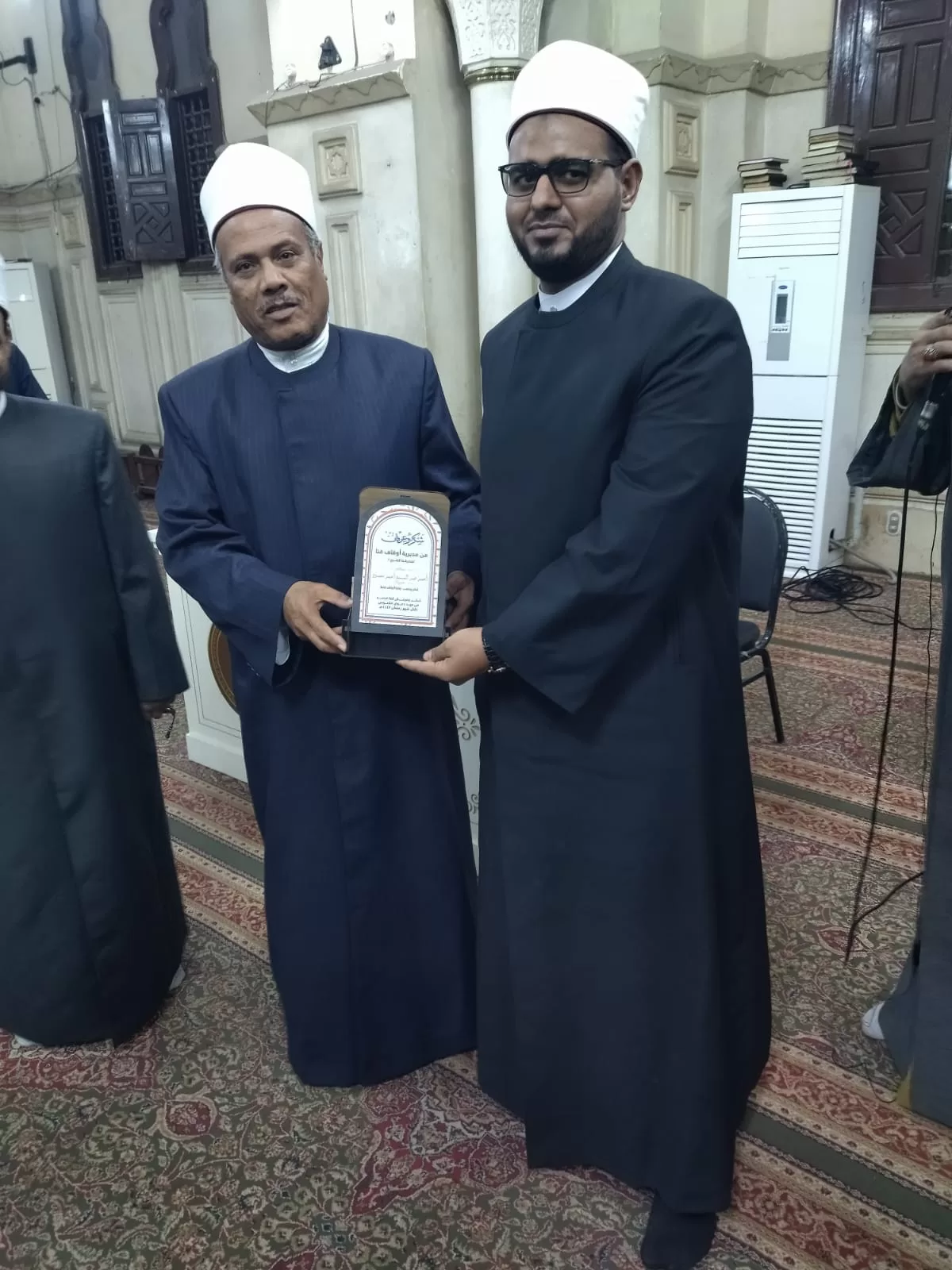 أوقاف قنا تكرم 25 إمامًا ..تقديرًا لجهودهم خلال رمضان 32 - جريدة المساء