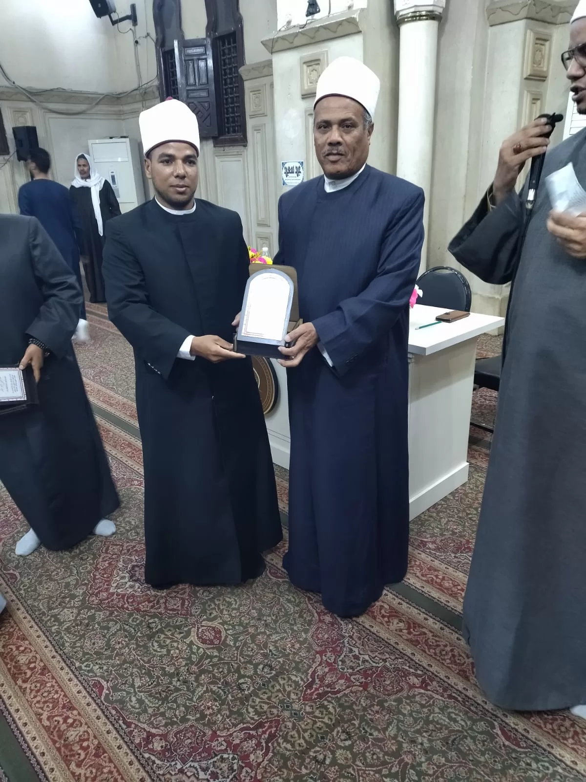 أوقاف قنا تكرم 25 إمامًا ..تقديرًا لجهودهم خلال رمضان 24 - جريدة المساء