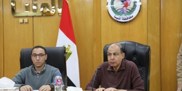 محافظ المنيا : الأولوية للمشروعات التى تمس المواطنين وتحقق طموحاتهم 1 - جريدة المساء