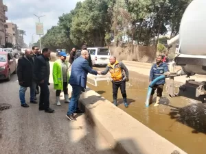 نائب محافظ الجيزة يتابع ميدانيًا أعمال رفع تجمعات مياه الأمطار بقري أبوالنمرس والحوامدية والبدرشين 29 - جريدة المساء