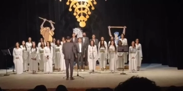 أوبريت "صوت المسرح" يرسم رحلة عبر تاريخ الفن فى افتتاح مهرجان شباب الجنوب 2 - جريدة المساء أوبريت "صوت المسرح" يرسم رحلة عبر تاريخ الفن فى افتتاح مهرجان شباب الجنوب 1 - جريدة المساء