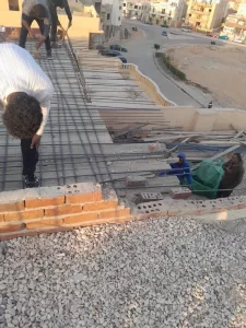 جهاز الشروق يضرب من جديد ويزيل مخالفة زيادة مسطح غرف السطح.. بالصور 45 - جريدة المساء