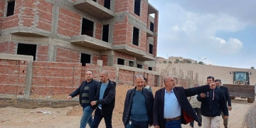 متابعة مكثفة للنظافة وتطوير الأرصفة بمدينة الشروق 1 - جريدة المساء