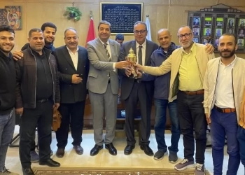 روح الانتصار تتألق في مستشفيات جامعة الزقازيق.. عميد الكلية يكرّم أبطال بطولة كرة القدم للعاملين 37 - جريدة المساء