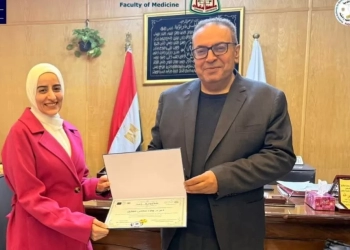 طب الزقازيق تكرّم صُنّاع التميز.. وتدفع بقيادات جديدة نحو تطوير المنظومة التعليمية والطبية 33 - جريدة المساء