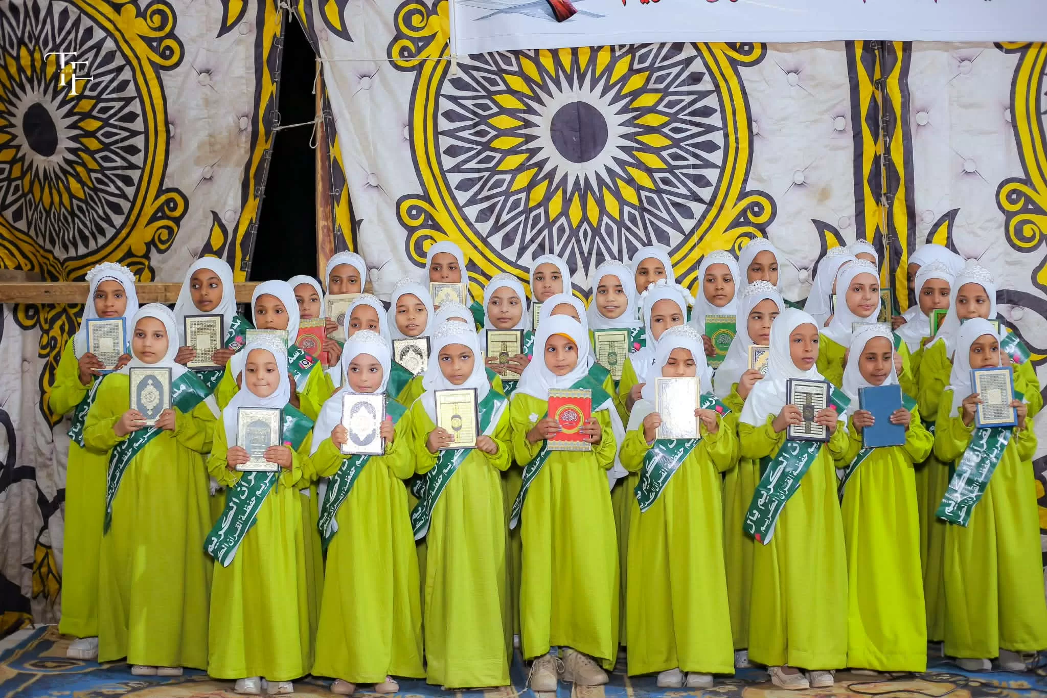 تكريم 100 من حفظة القرآن في مسابقة رمضانية بقرية ساحل دراو بنقادة 96 - جريدة المساء