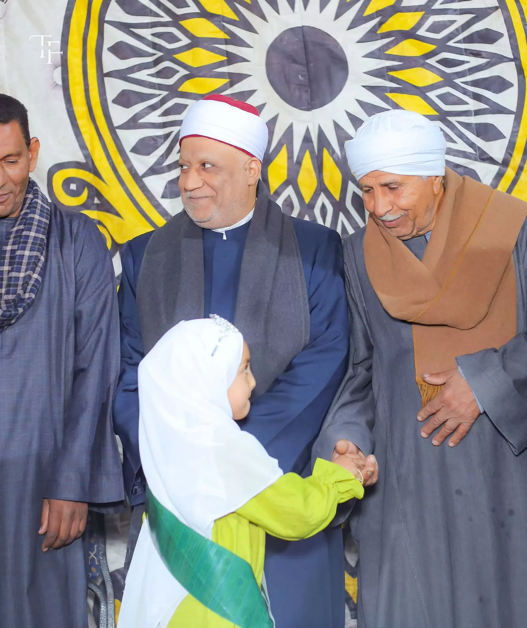 تكريم 100 من حفظة القرآن في مسابقة رمضانية بقرية ساحل دراو بنقادة 124 - جريدة المساء