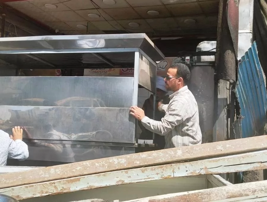 إستمرار حملات إزالة الإشغالات وتفريغ مدينة كوم أمبو من العشوائيات 25 - جريدة المساء