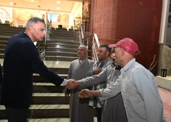 محافظ جنوب سيناء يهنىء عمال الديوان العام ومجلس مدينة الطور بعيد الفطر المبارك 31 - جريدة المساء