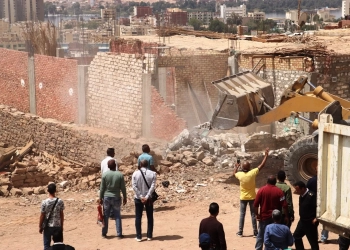 محافظ أسوان: لا تهاون فى إزالة التعديات والتعامل الفورى مع أى مخالفات 25 - جريدة المساء