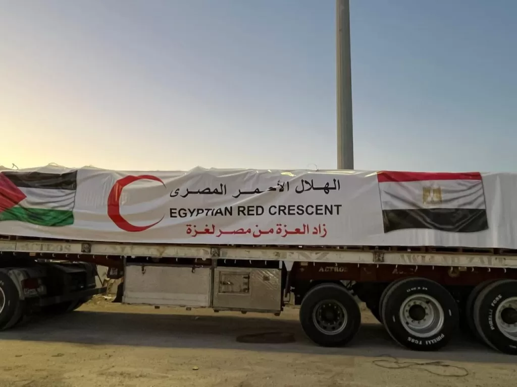 مصر تمد غزة بأكثر من 2400 طن من المساعدات الإنسانية الشاملة 20 - جريدة المساء