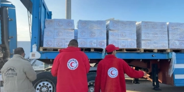 الهلال الأحمر يمد غزة بـ 2980 طن من المساعدات الإنسانية 1 - جريدة المساء الهلال الأحمر يمد غزة بزاد 167