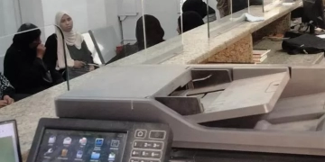 عقب جولة محافظ أسوان ببريد الجعافرة .. الدفع بمجموعات عمل لإعادة الانضباط 1 - جريدة المساء