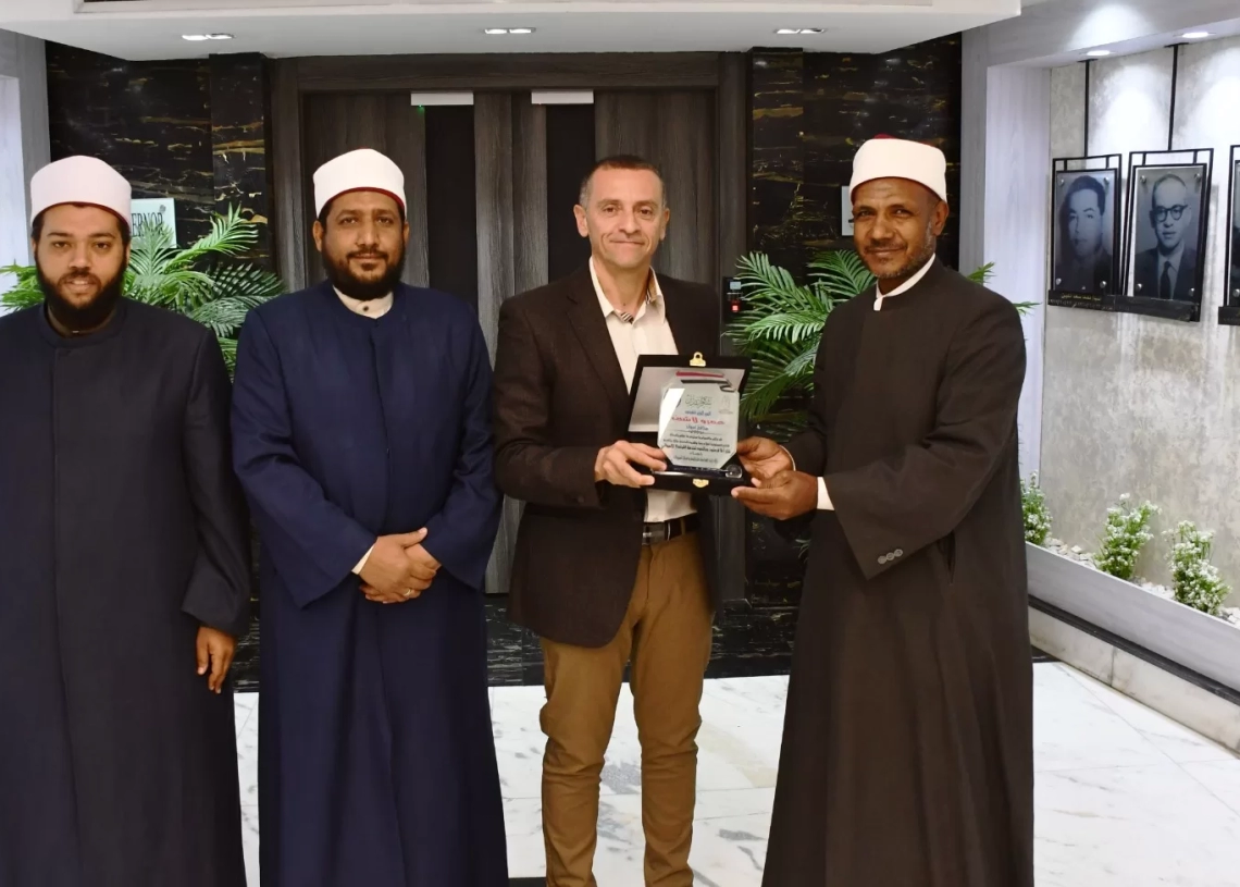 م. عمرو لاشين يناقش تكثيف القوافل الدعوية بأسوان 20 - جريدة المساء م. عمرو لاشين يناقش تكثيف القوافل الدعوية بأسوان 19 - جريدة المساء