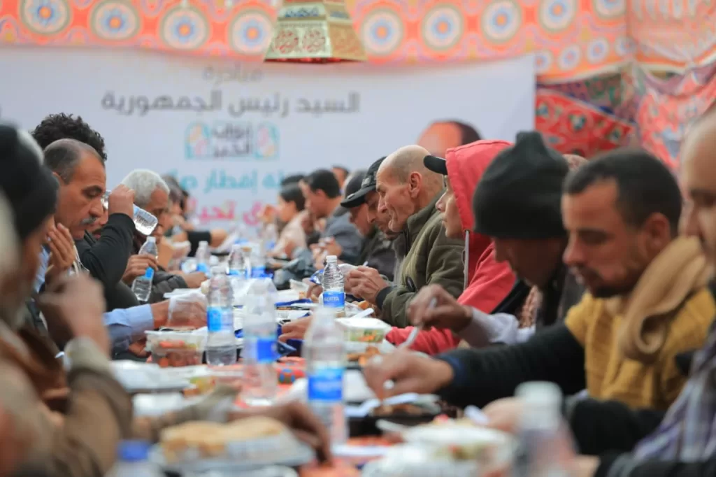 مائدة إفطار