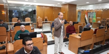 محافظ المنيا يتابع مستجدات الطقس من داخل مركز السيطرة 2 - جريدة المساء محافظ المنيا يتابع مستجدات الطقس من داخل مركز السيطرة 1 - جريدة المساء