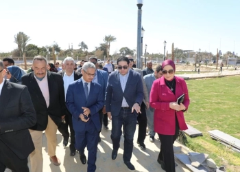 محافظ بنى سويف يتفقد سير العمل بموقع مشروع المرسى السياحى على الجانب الشرقي للنيل 37 - جريدة المساء