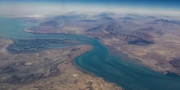 مضيق هرمز صورة جوية
