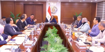 وزيرة التضامن تناقش تطوير منظومة الأسر البديلة وتسريع إجراءات الكفالة 2 - جريدة المساء وزيرة التضامن تناقش تطوير منظومة الأسر البديلة وتسريع إجراءات الكفالة 1 - جريدة المساء
