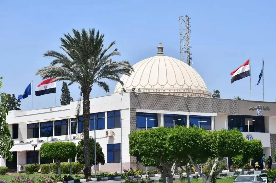 جامعة القناة تستضيف "فولبرايت مصر" لاستعراض فرص المنح البحثية 20 - جريدة المساء جامعة القناة تستضيف "فولبرايت مصر" لاستعراض فرص المنح البحثية 19 - جريدة المساء