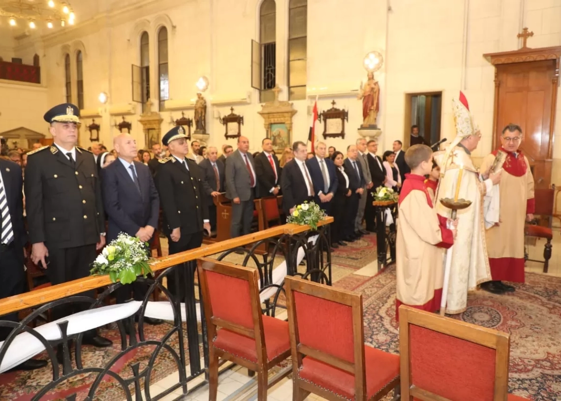 محافظ القاهرة يشهد احتفال بطريركية الأرمن الكاثوليك بعيد القيامة 17 - جريدة المساء
