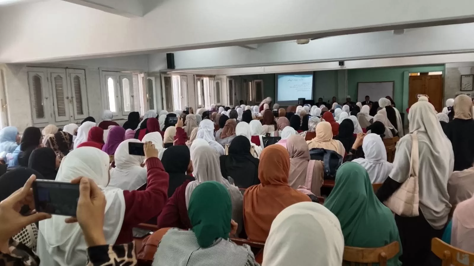 قافلة دعوية لمجمع البحوث الإسلامية بكلية البنات الأزهرية بقنا 41 - جريدة المساء