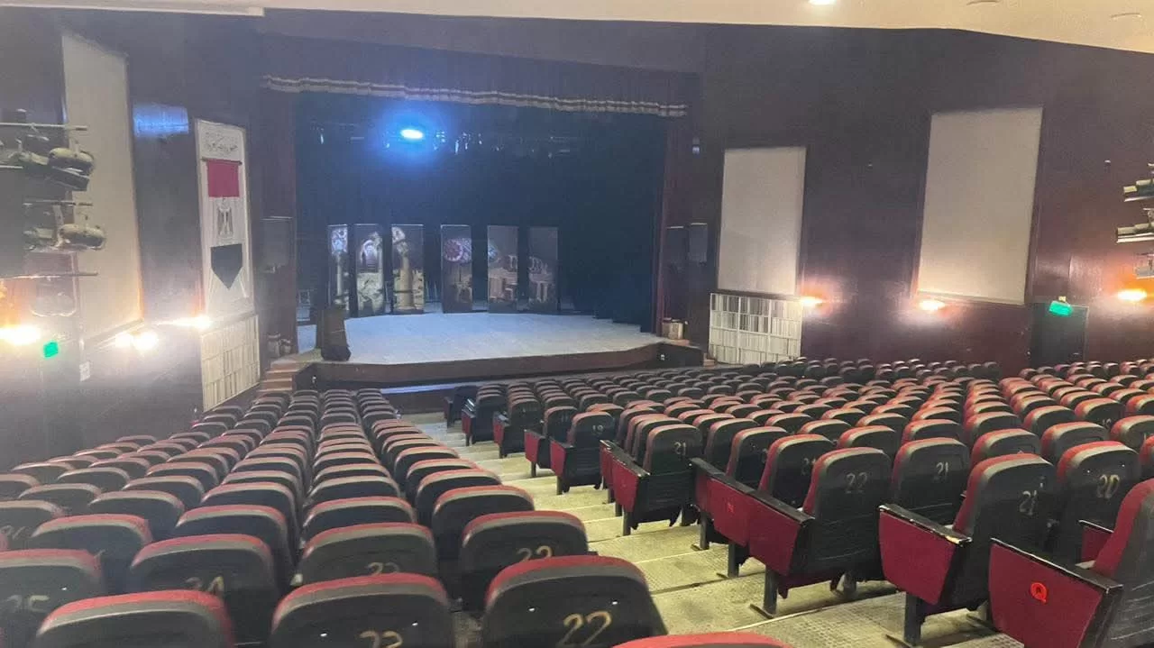 الوزيرة تتفقد قصر ثقافة قنا وتوجه بتوفير إنترنت مجاني لرواده 26 - جريدة المساء