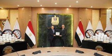 النائب العام يُكرم مدير النيابات لتميزه في إدارة الملفات الاقتصادية 1 - جريدة المساء