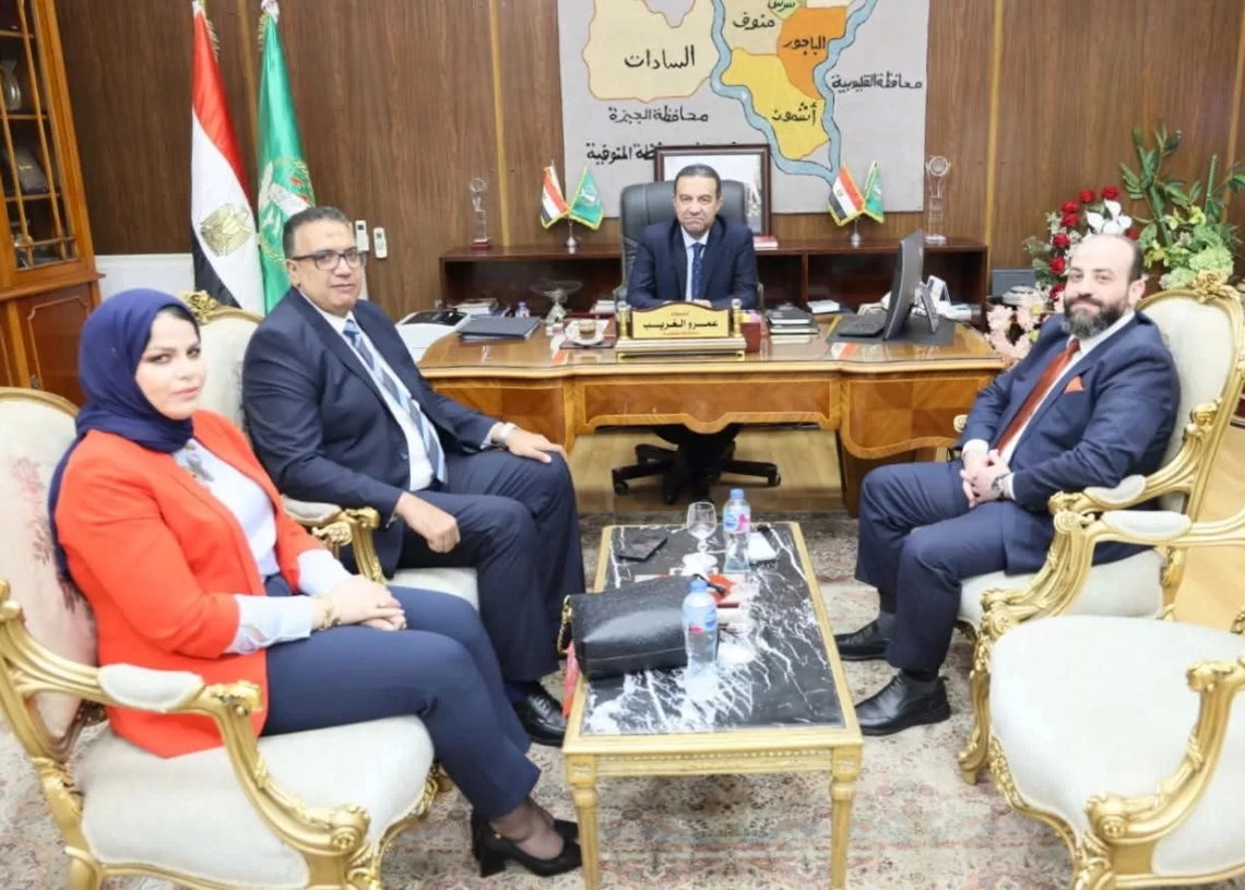 «الغريب» يبحث سبل دعم و تطوير الخدمات الطبية مع معهد أورام المنوفية 19 - جريدة المساء «الغريب» يبحث سبل دعم و تطوير الخدمات الطبية مع معهد أورام المنوفية 18 - جريدة المساء