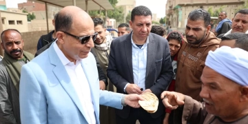 الحاج على العيش وزنه خفيف .. والمحافظ يقود حملة بنفسه لضبط المخابز 1 - جريدة المساء