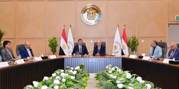 الزراعة والرى يبحثان الاحتياجات المائية للزراعات الصيفية 1 - جريدة المساء