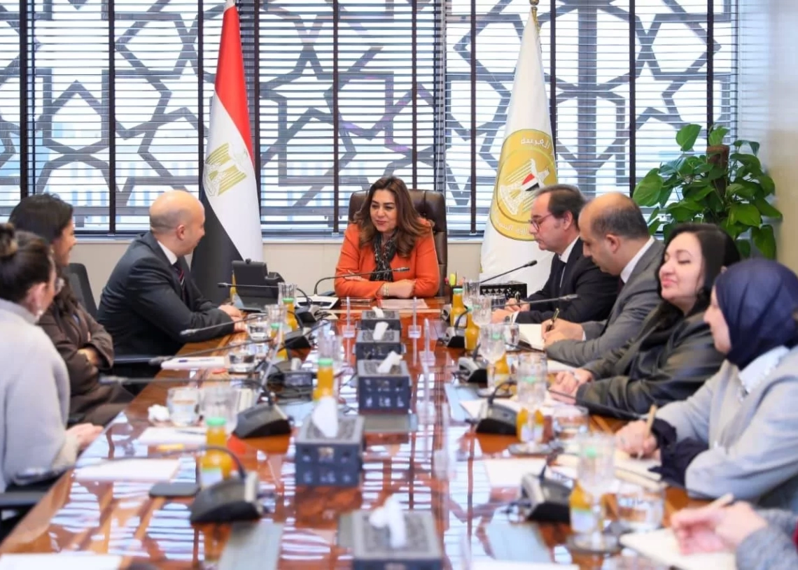 وزيرة البيئة تبحث مع رئيس مجلس ادارة لوريال مصر فرص الشراكة لدعم الاستدامة وتعزيز الاقتصاد الدائري 20 - جريدة المساء وزيرة البيئة تبحث مع رئيس مجلس ادارة لوريال مصر فرص الشراكة لدعم الاستدامة وتعزيز الاقتصاد الدائري 19 - جريدة المساء