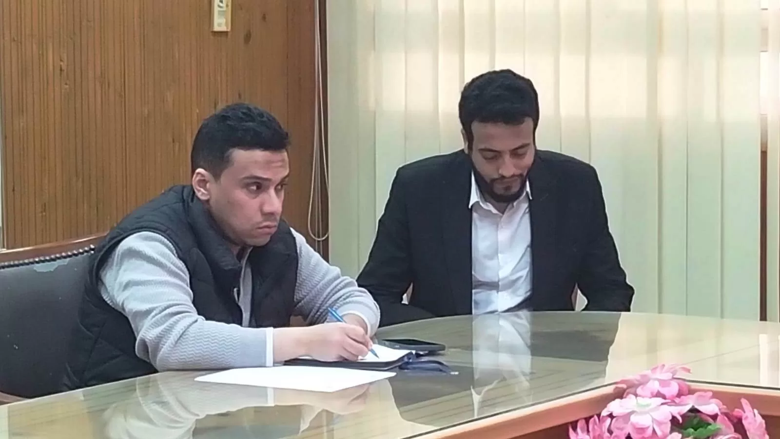 د. أحمد زكير يترأس السيمنار العلمي لمناقشة رسائل الدكتوراه بكلية الحقوق في قنا 31 - جريدة المساء