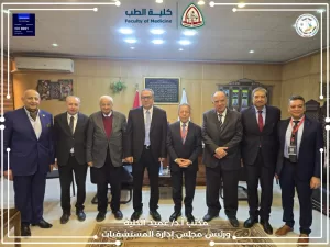 نقيب أطباء مصر من الزقازيق: قانون المسؤولية الطبية يحمي الطبيب والمريض معًا 19 - جريدة المساء